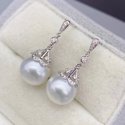 Z064 Classic Earrings Accessories, AU750, Diamond 0.275ct