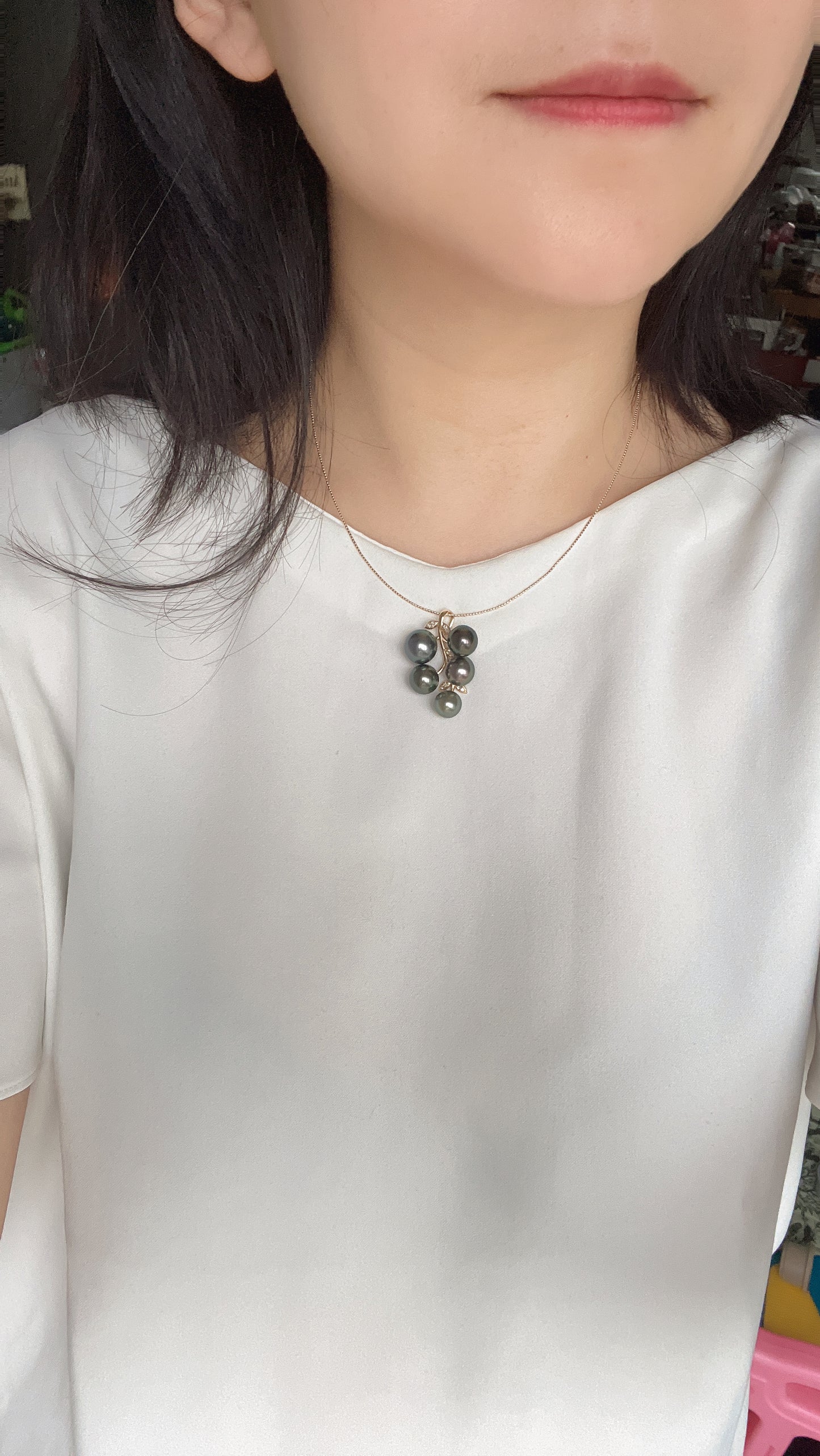 CP003 Grape Vine Multi-Pearl Pendant